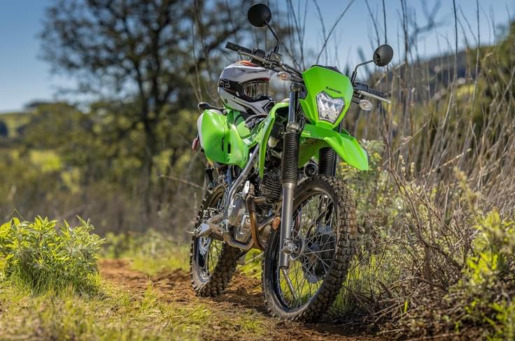 The KLX230 embodies a true dual-sport aesthetic with its slim profile Kawasaki KLX230 off-road image